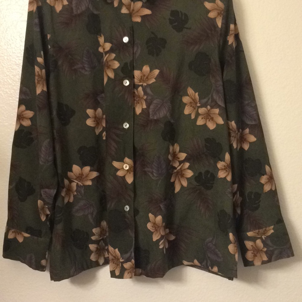 La cabana woman- all night long floral top blouse - Picture 2 of 6